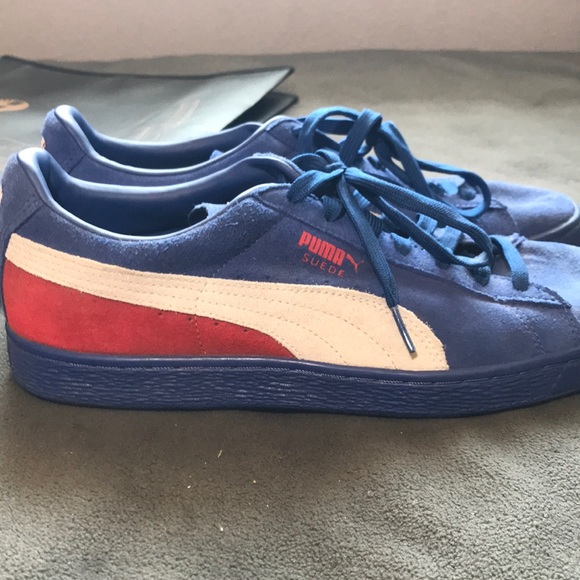 Men’s 10 Puma Suede Sneakers - Picture 2 of 15